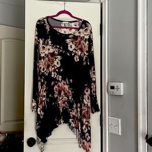 Long sleeve top with flowers
